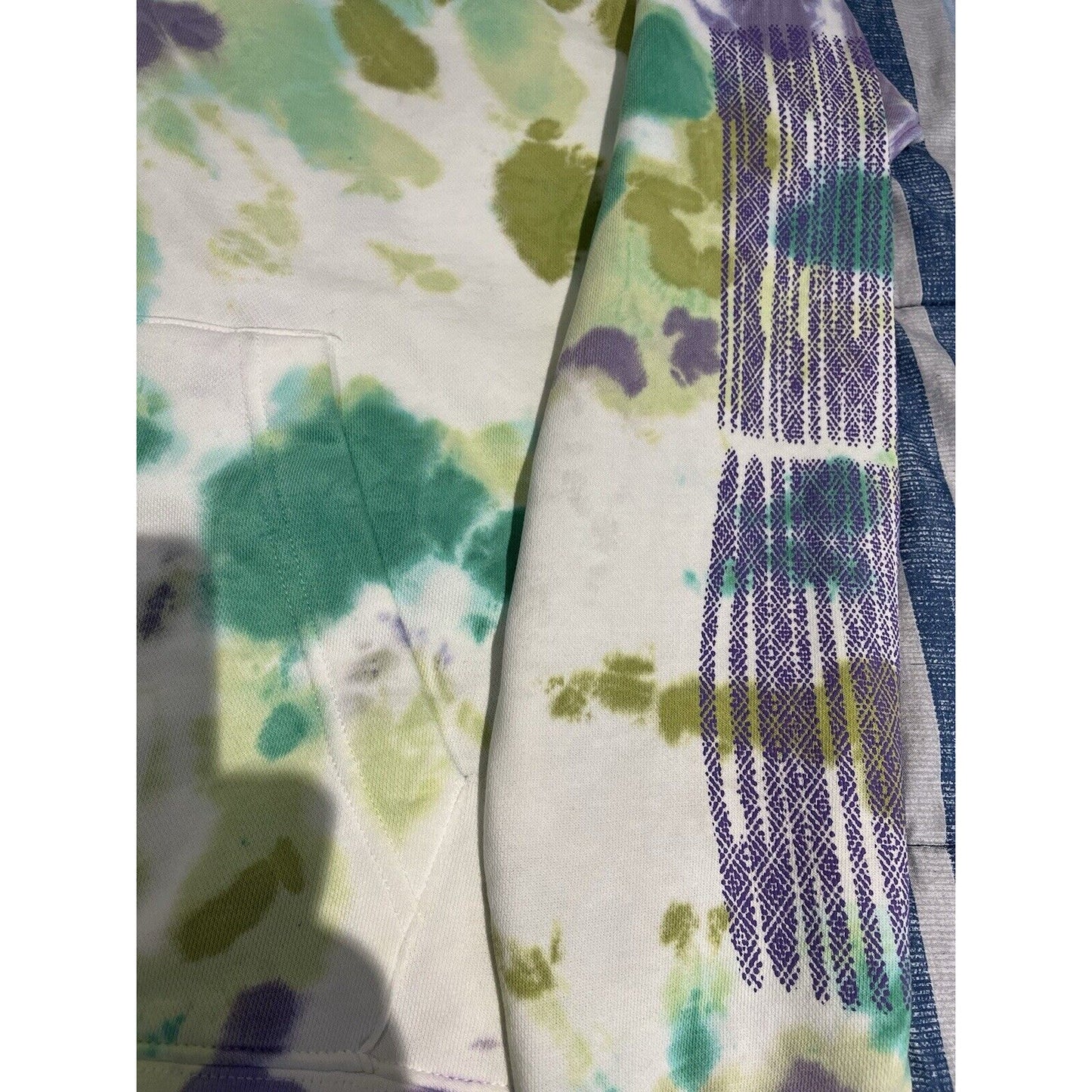 Nike mens L pullover hoodie sweatshirt sportswear club fleece Ice-Dye