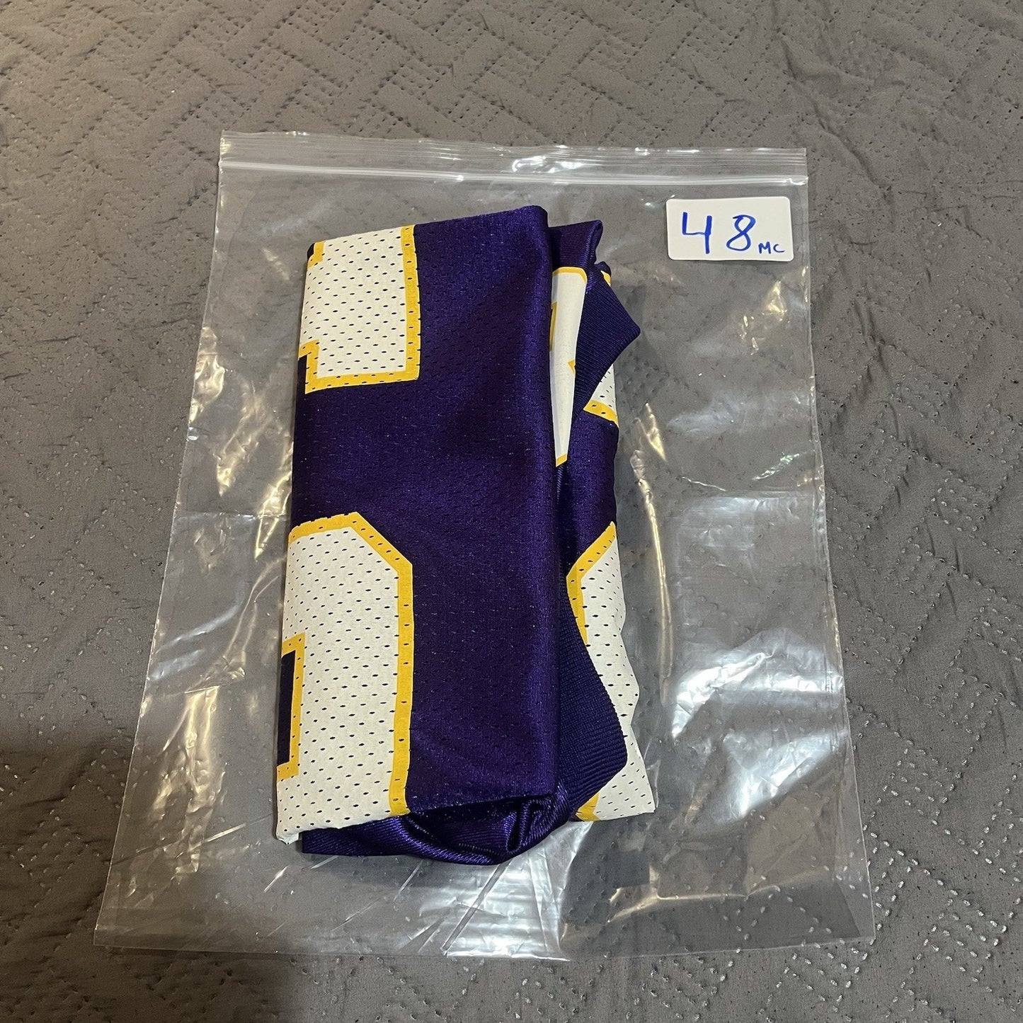 Vtg y2k Reebok NFL Men's XL Minnesota Vikings #84 Randy Moss Purple Jersey