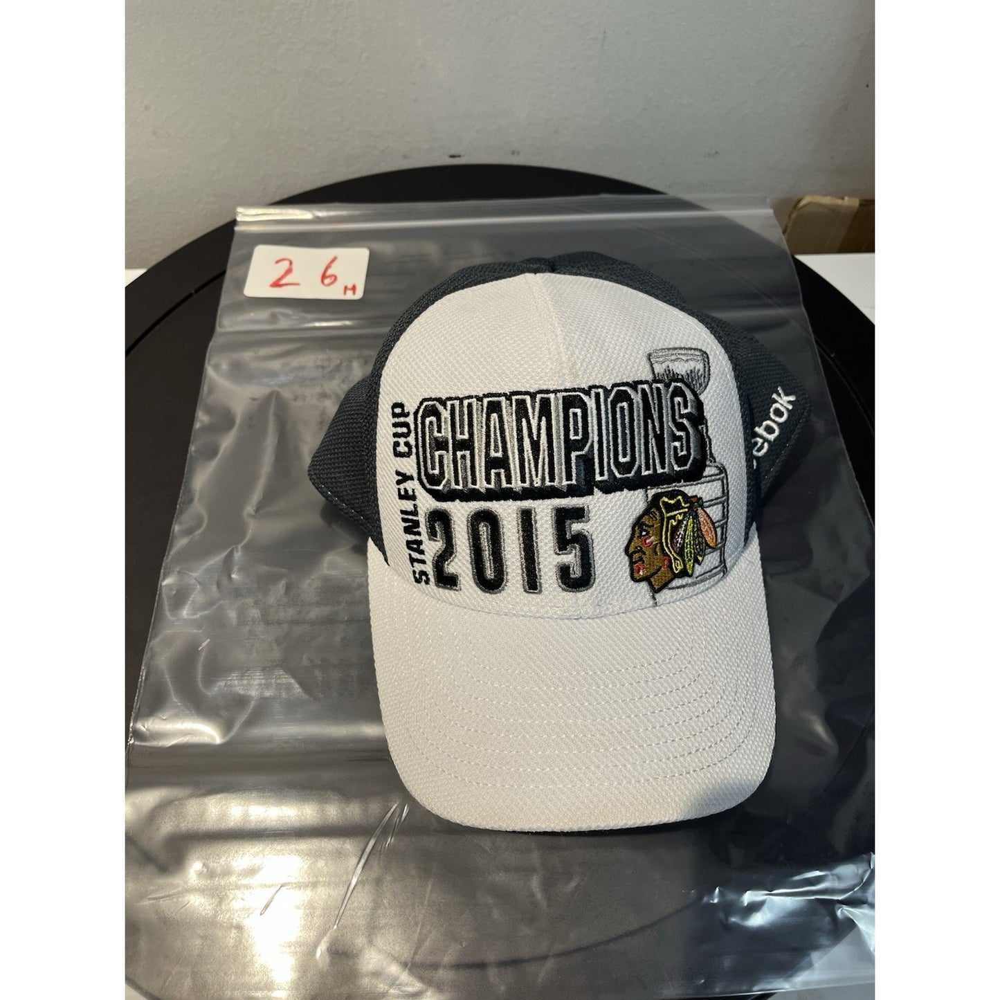 Chicago Blackhawks NHL 2015 Stanley Cup Champions Reebok Center Ice Flexfit Hat