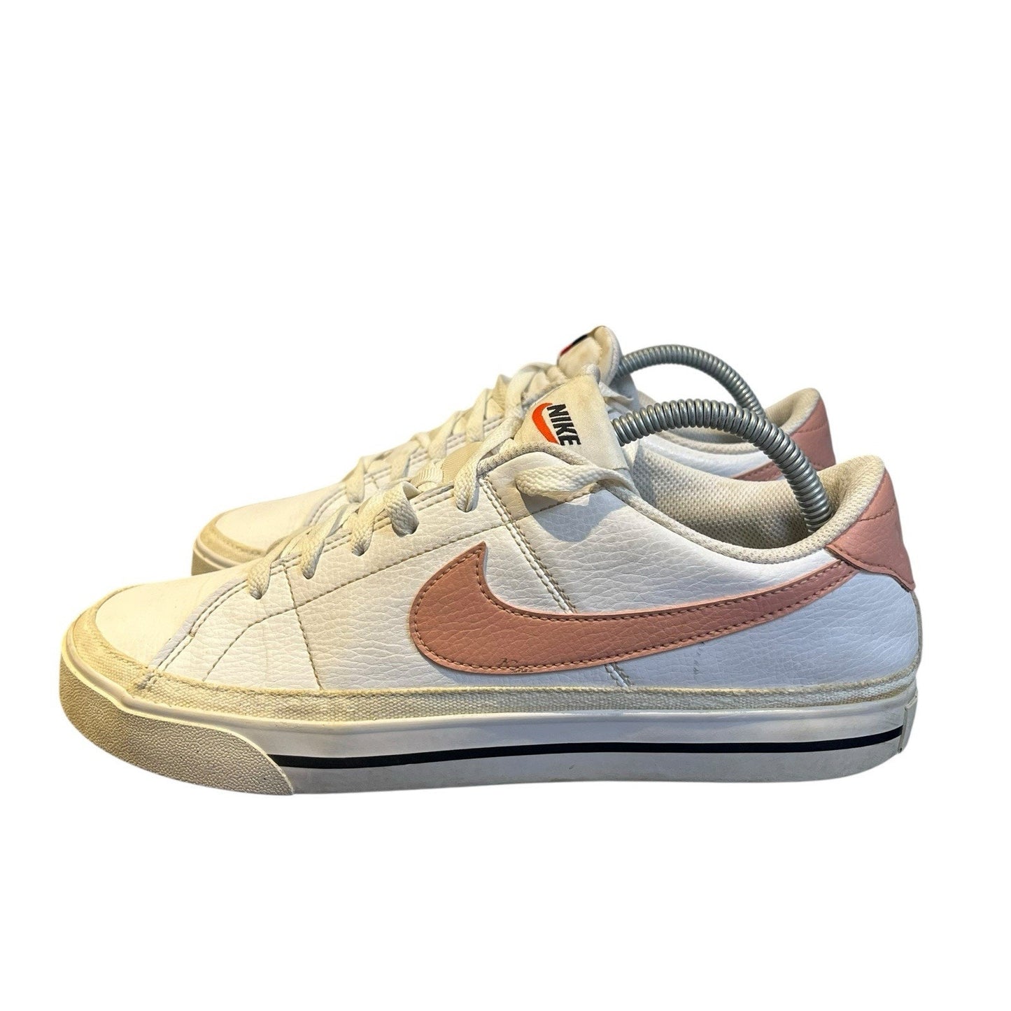 Woman's Nike Court Legacy White Rose Whisper DH3161-103. Size 11