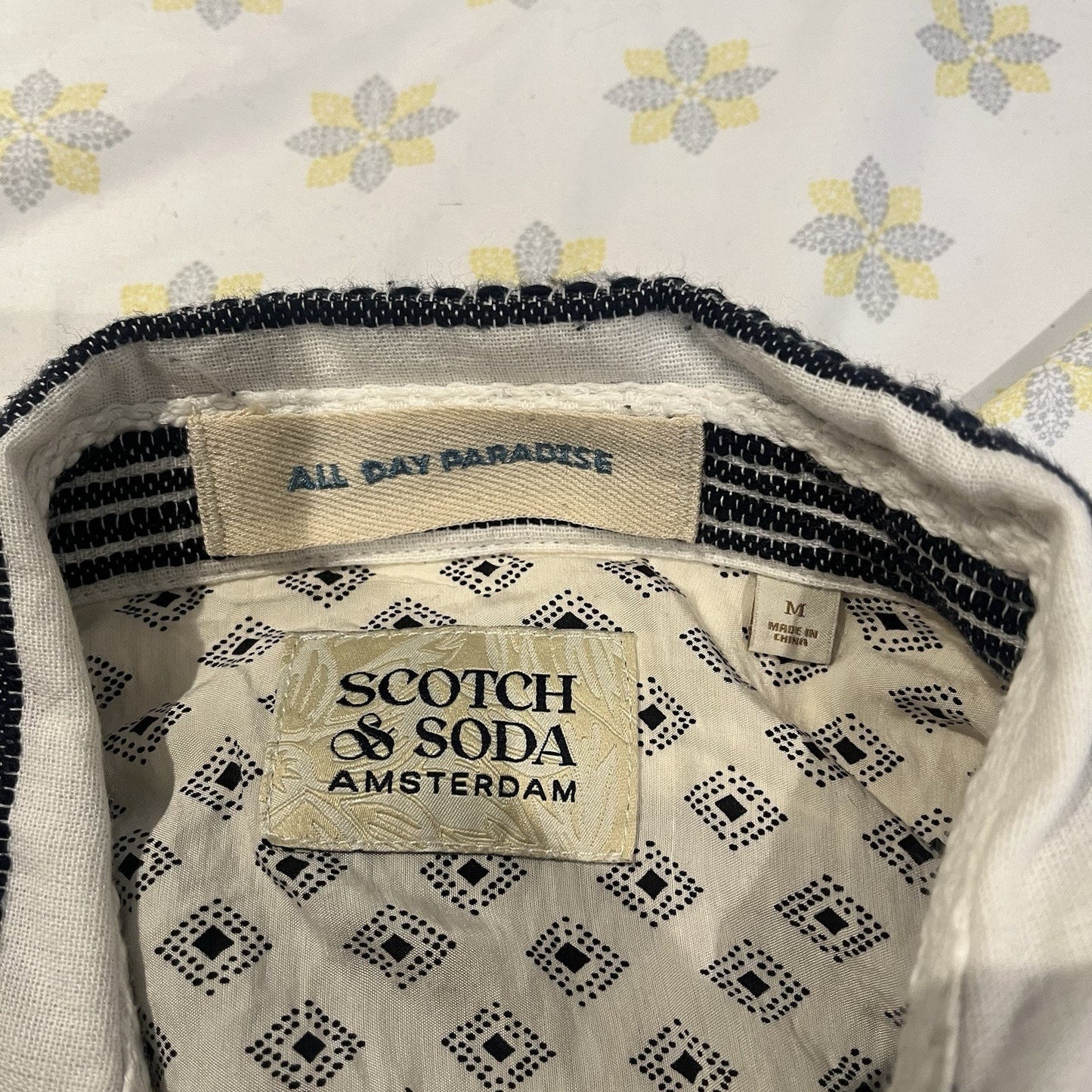 Scotch & Soda men's M Basketweave voile button up shirt