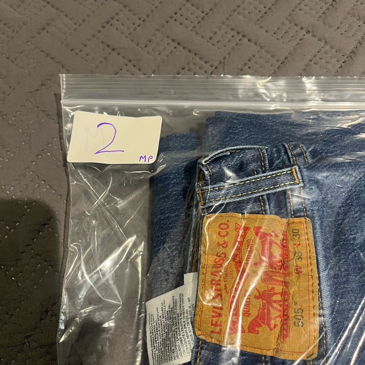 Levi's 505 Men's W38 x L30 straight leg denim jeans
