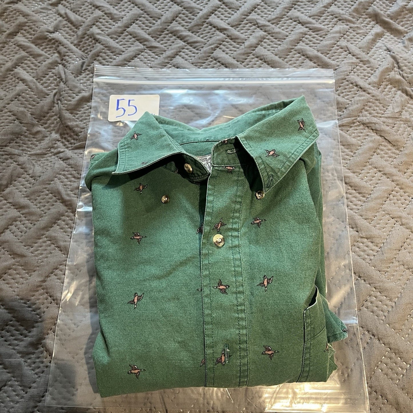 Wrangler Rugged Wear Men's XLT green all over duck print button up shirt