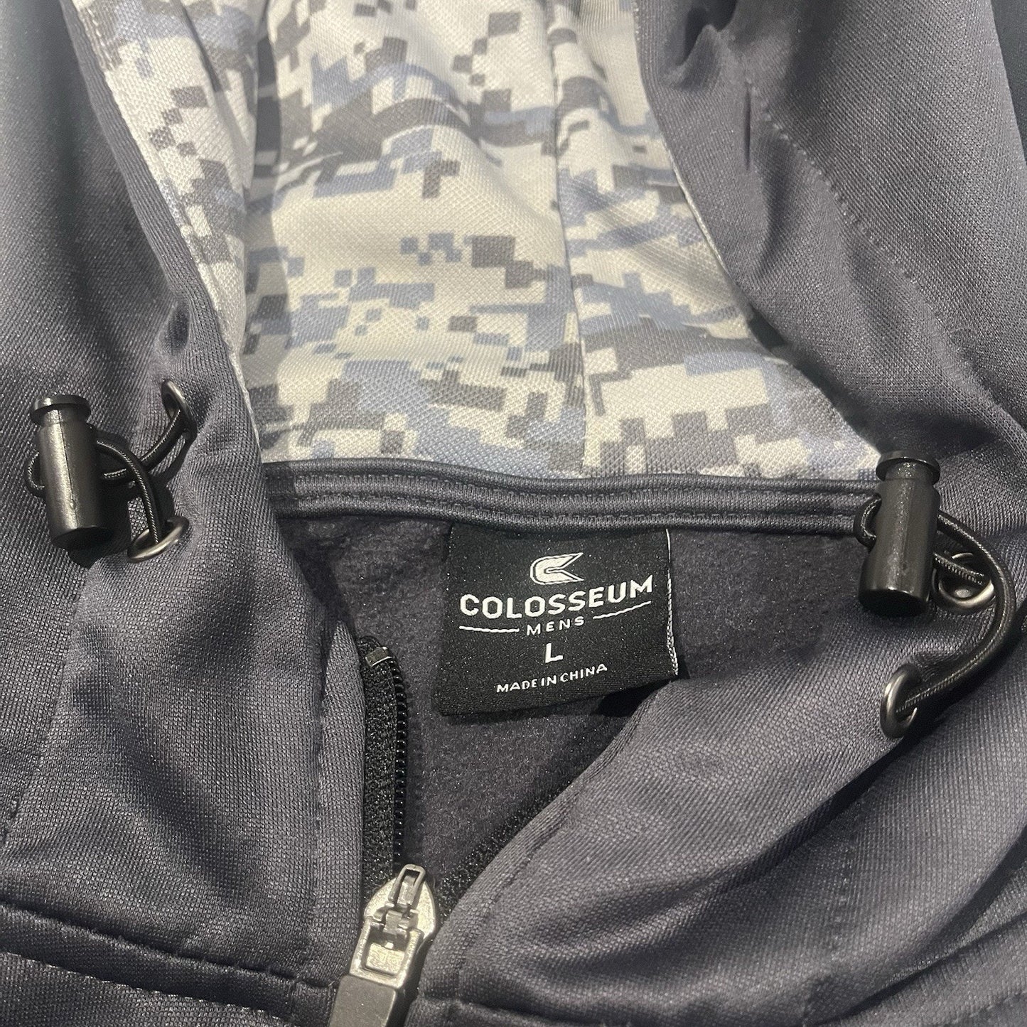 Colosseum Men's L full zip hooded Camo jacket North Carolina Tar Heels OHT