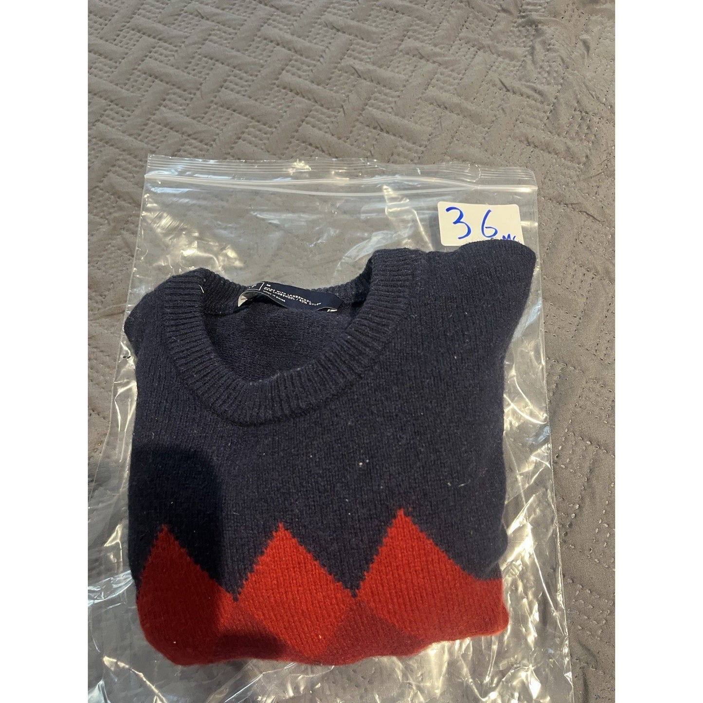 Gap Men's M dark blue red abstract art lambswool knit sweater