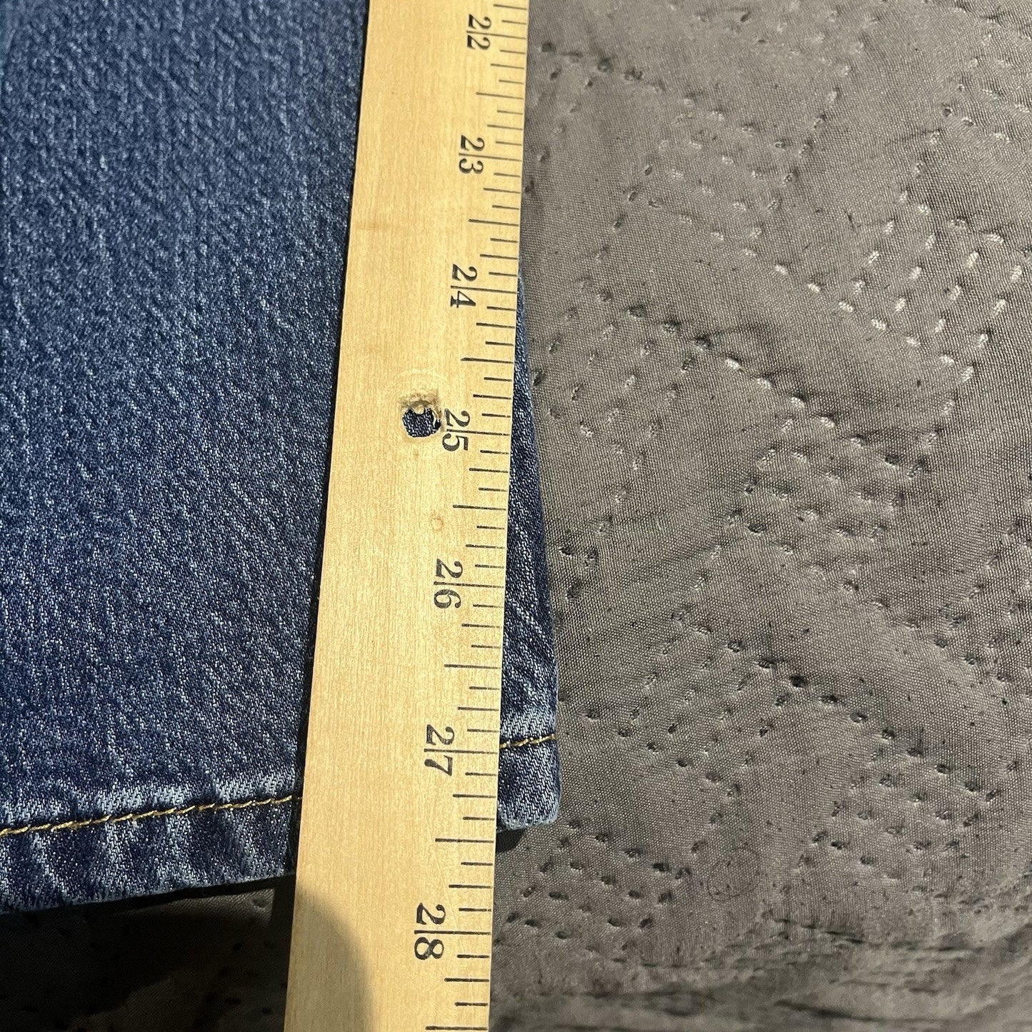 Levi's 505 Men's W38 x L30 straight leg denim jeans