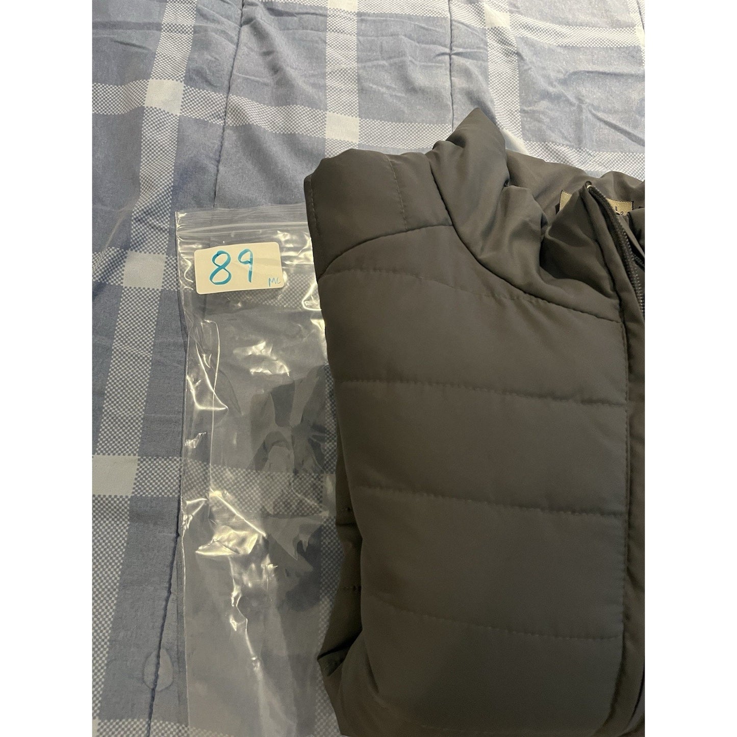 Crable Sportswear Notre Dame Men's L Fighting Irish Quilted Puffer jacket