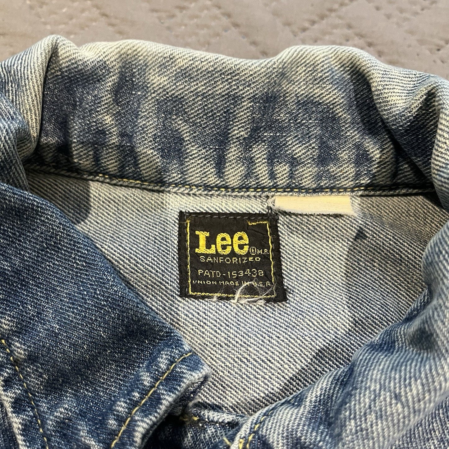 Vtg Lee Sanforized Women's M lace applique blue union made denim jacket