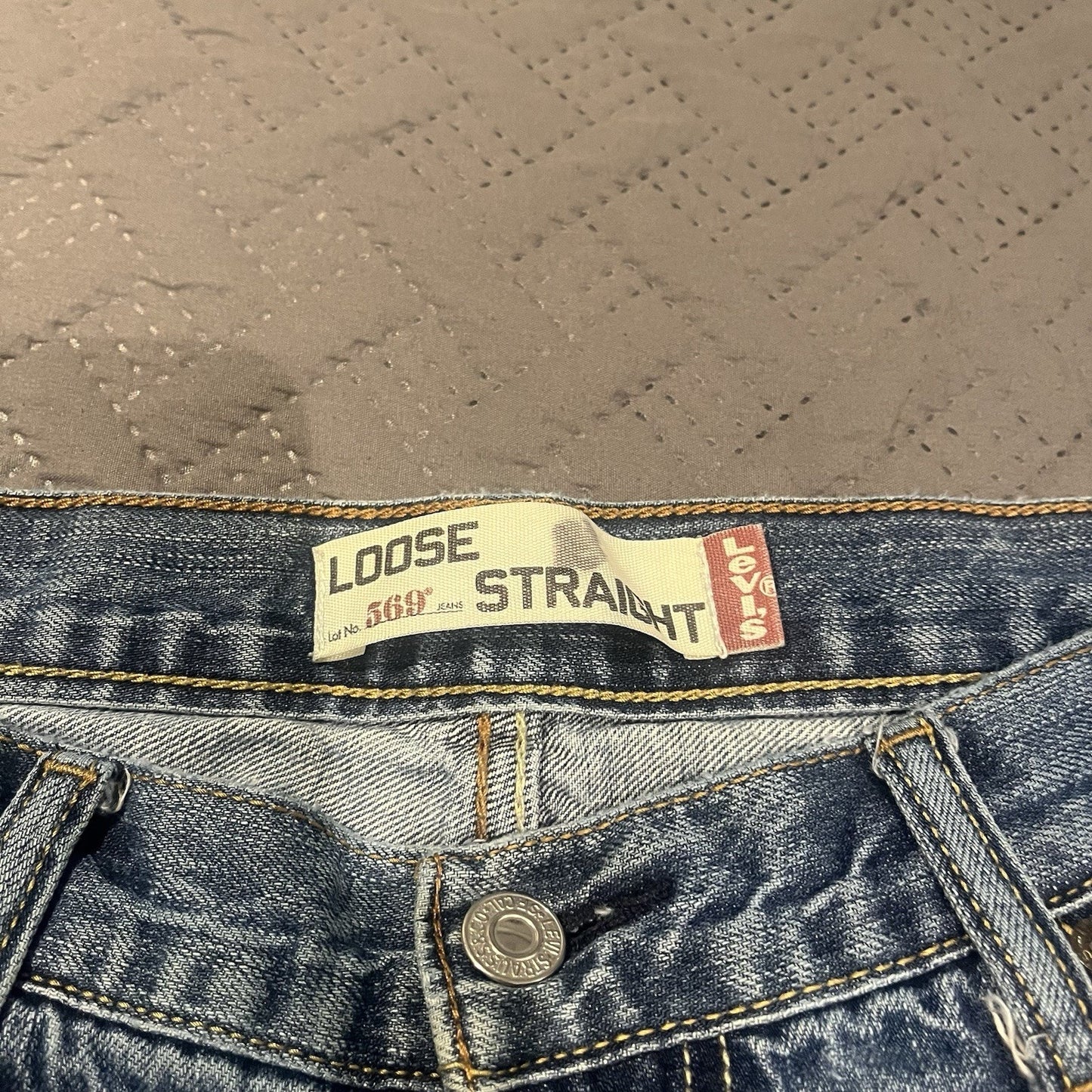 Levis 569 Jean Shorts Men 33 Jorts Loose Fit Straight Denim Baggy Y2K Faded Worn