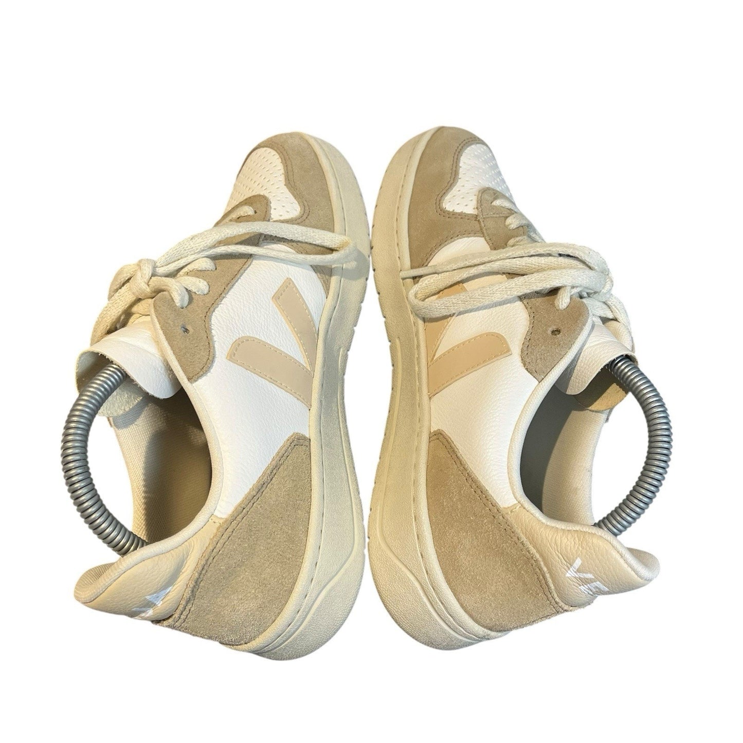 VEJA Men's 9 V-10 Sneaker leather Extra White/Natural/Sahara