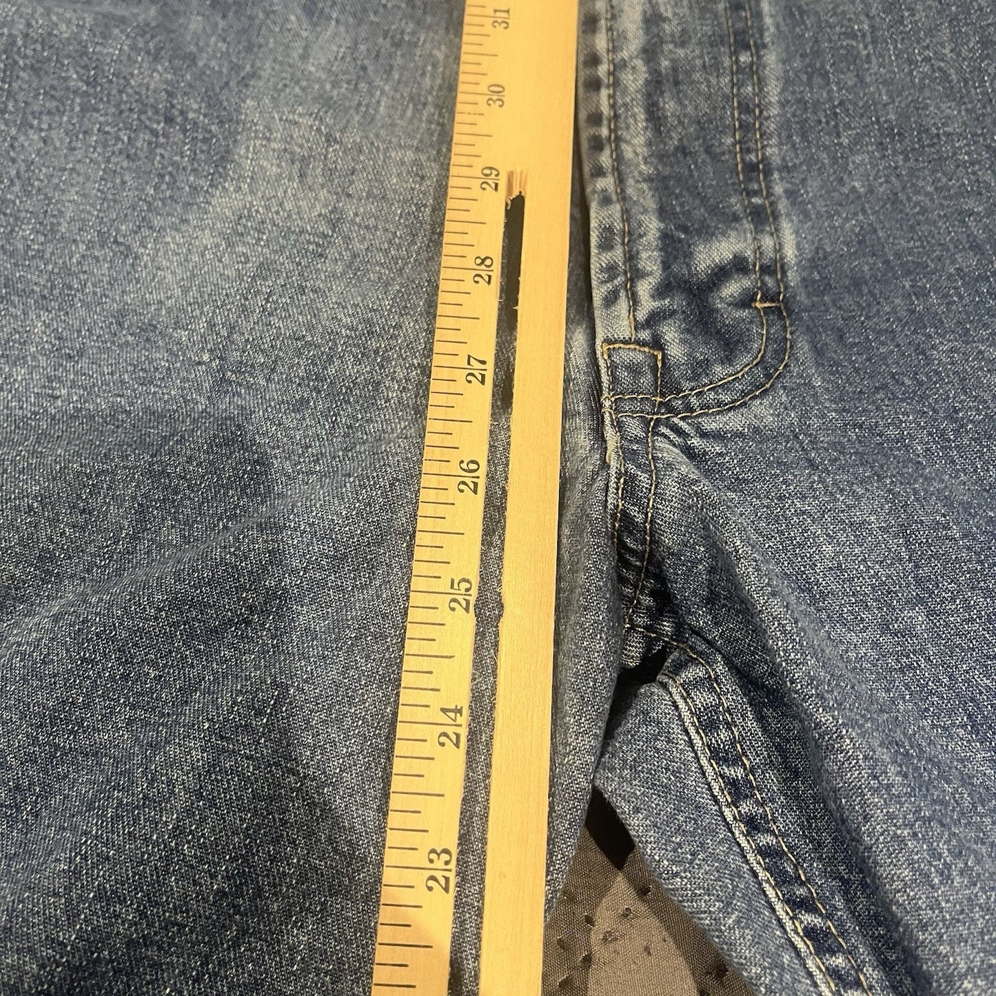 Hugo Boss Alabama Men's W 40 x L 32 straight denim jeans Italy made