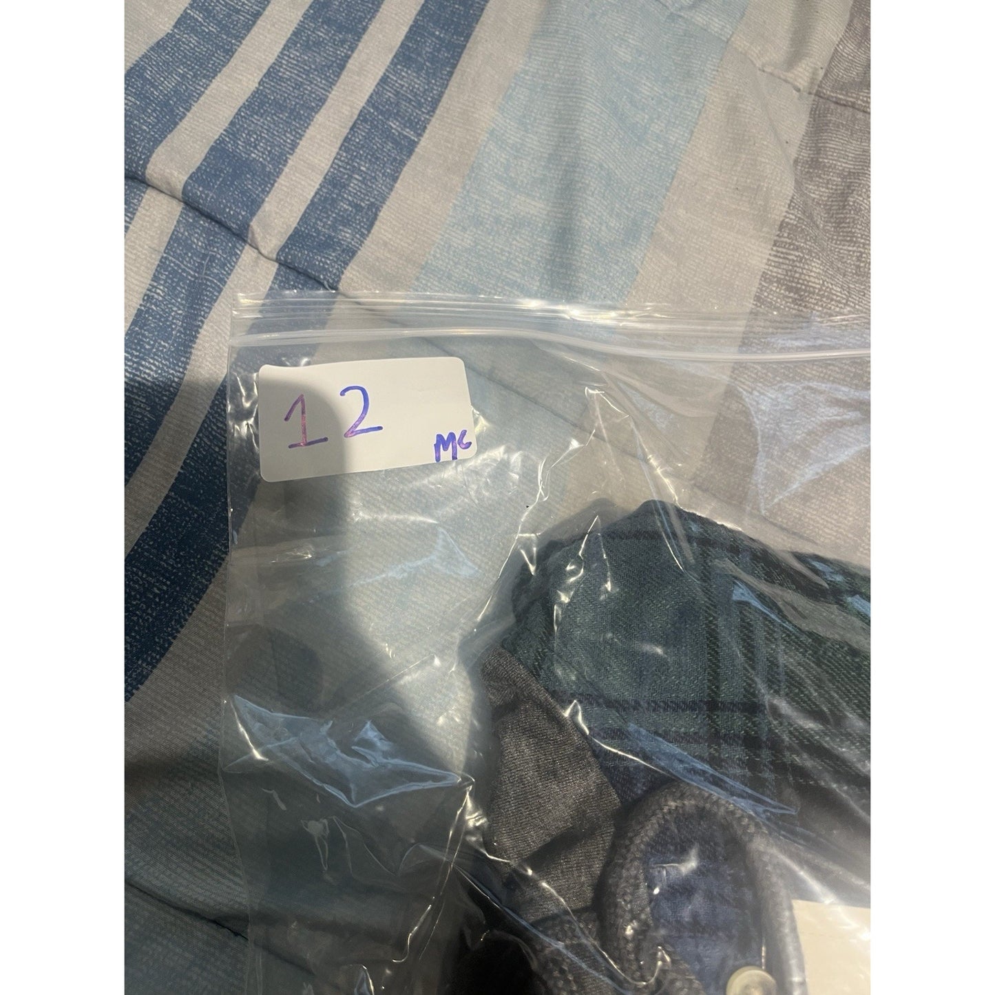 Arizona Jean Co Men's L green/blue plaid hooded button up flannel jacket NWT