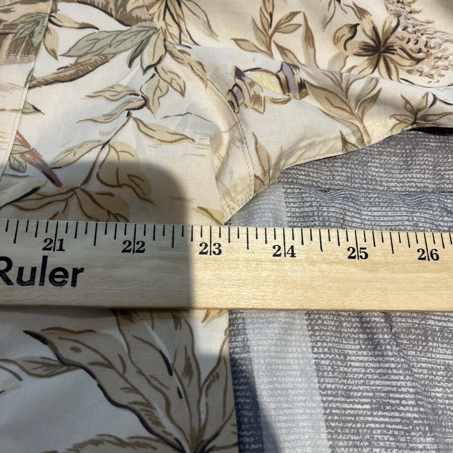 VTG Banana Republic Safari & Travel men's L button up all over print shirt