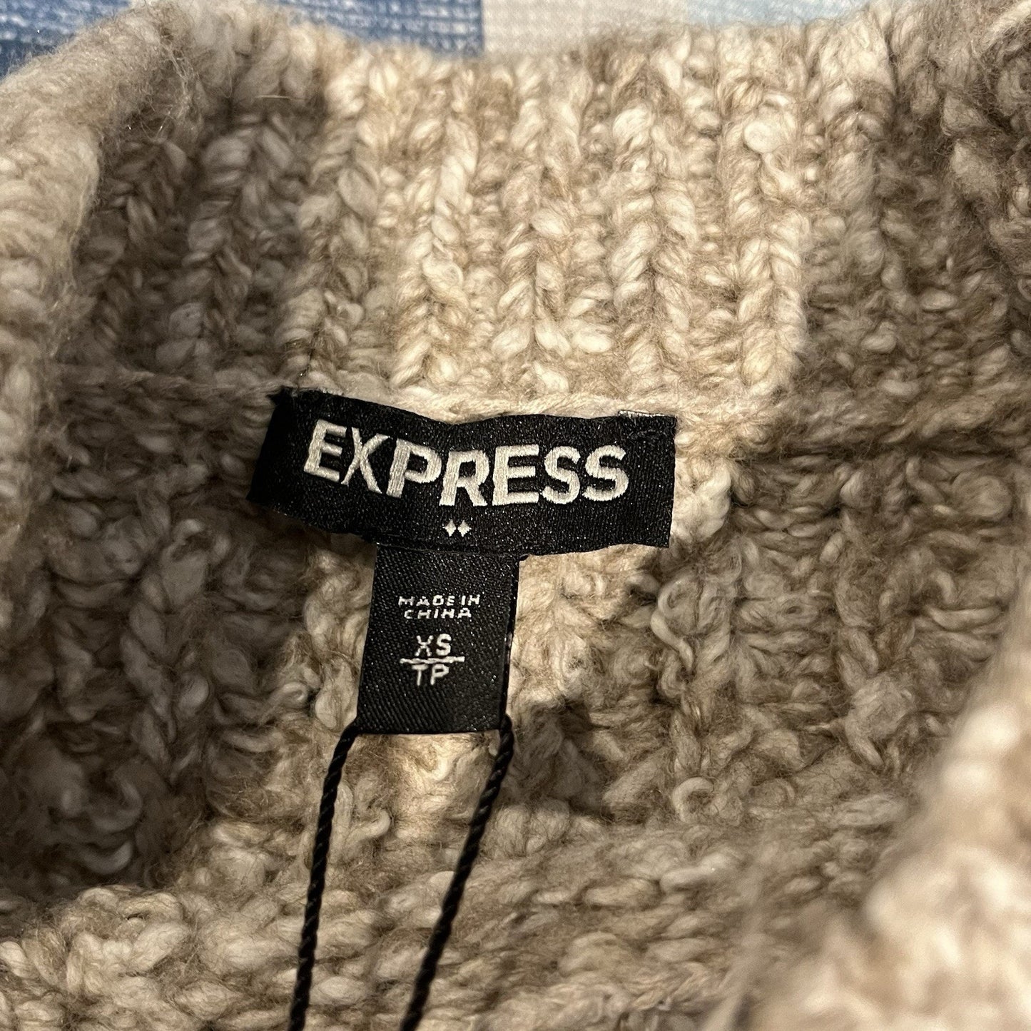 Express Women's XS cold shoulder sleeve cable knit beige sweater NWT