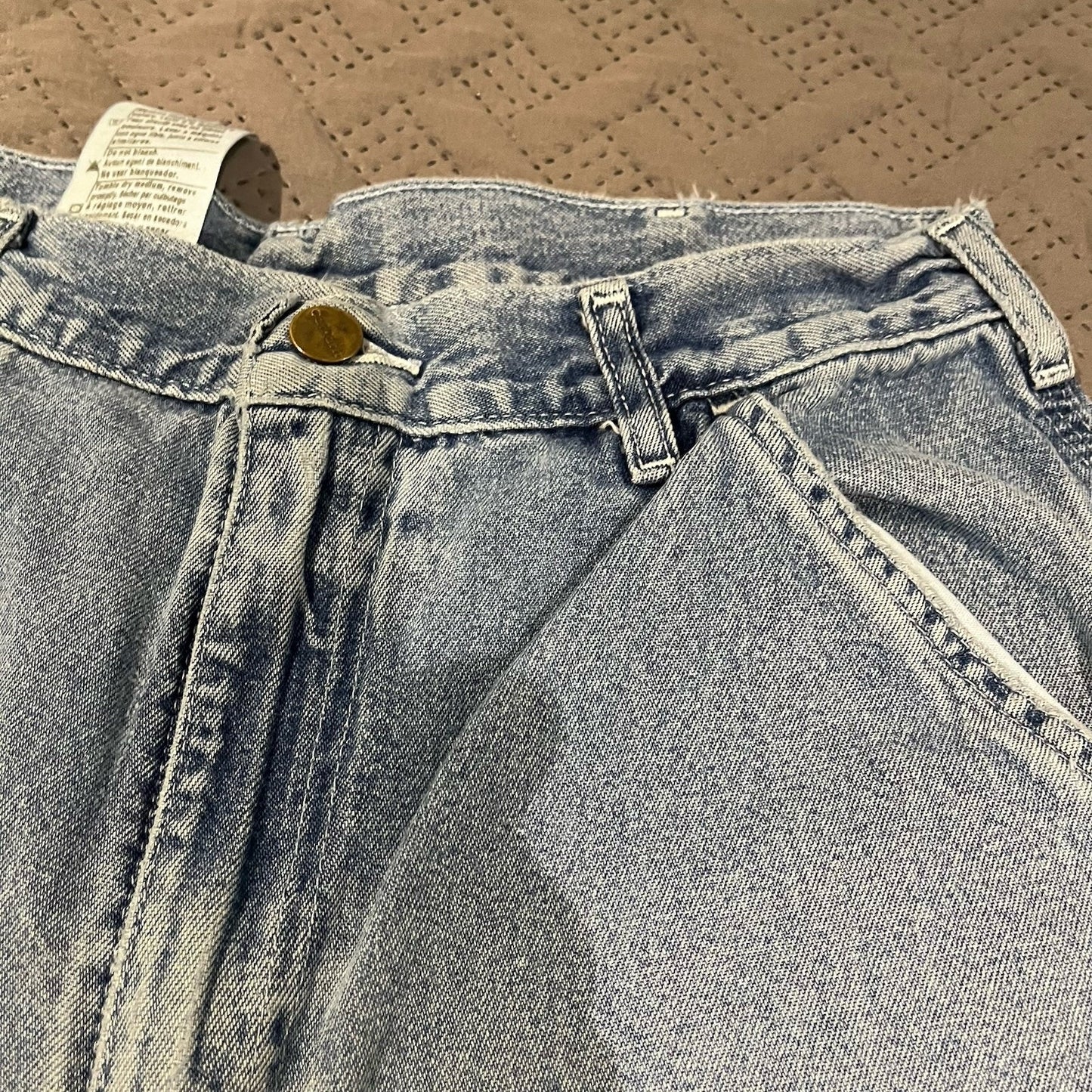 Vtg Carhartt Men's W 32 x L 34 light wash cartpenter workwear jeans