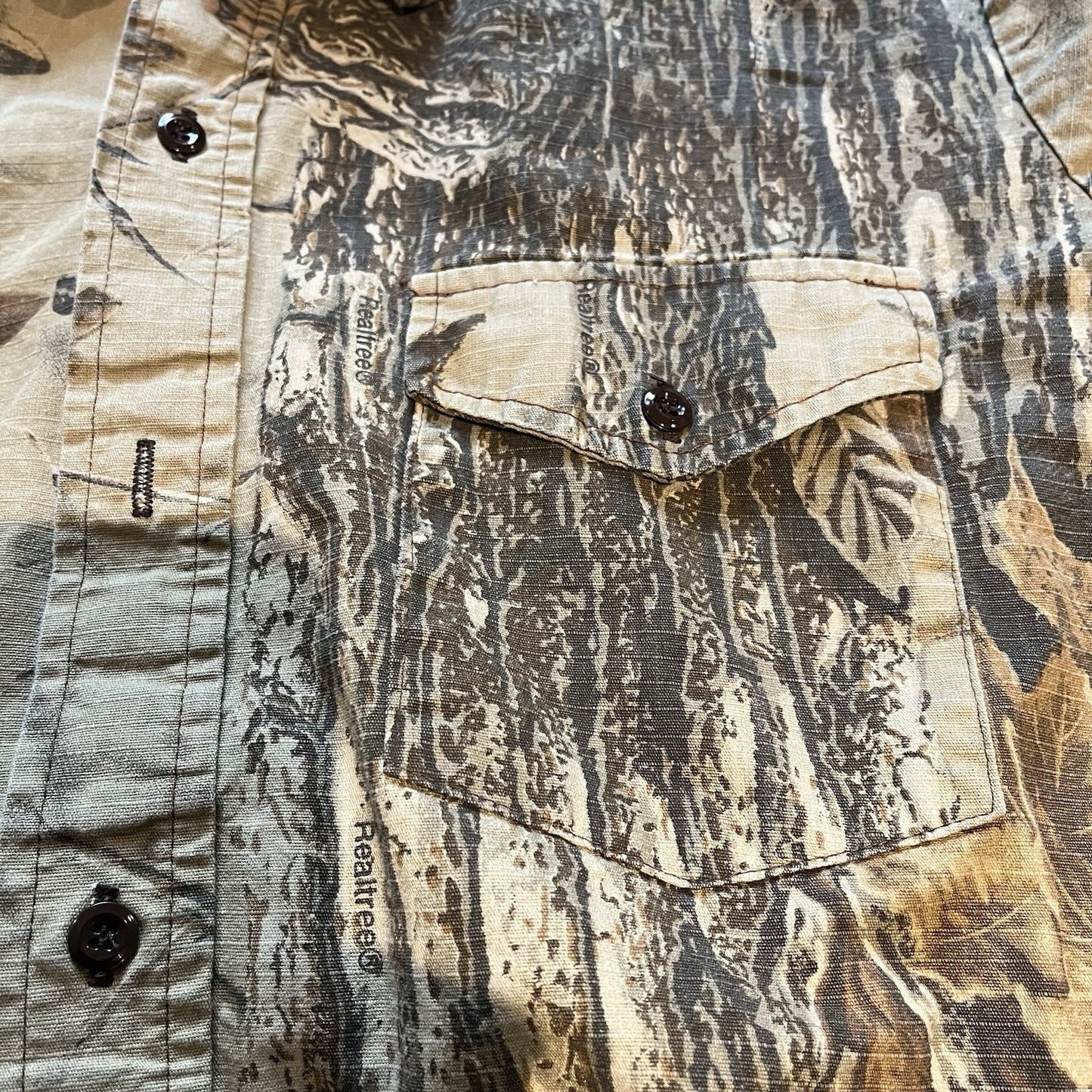 Vtg RedHead Men's XL realtree Camo pattern hunting hiking button up shirt USA