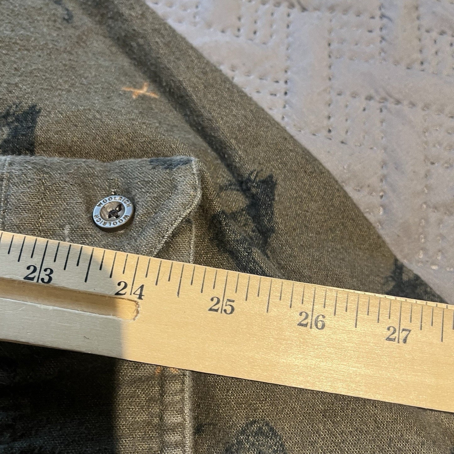 Vtg Woolrich Men's 2XL all over elk print brushed cotton button down shirt