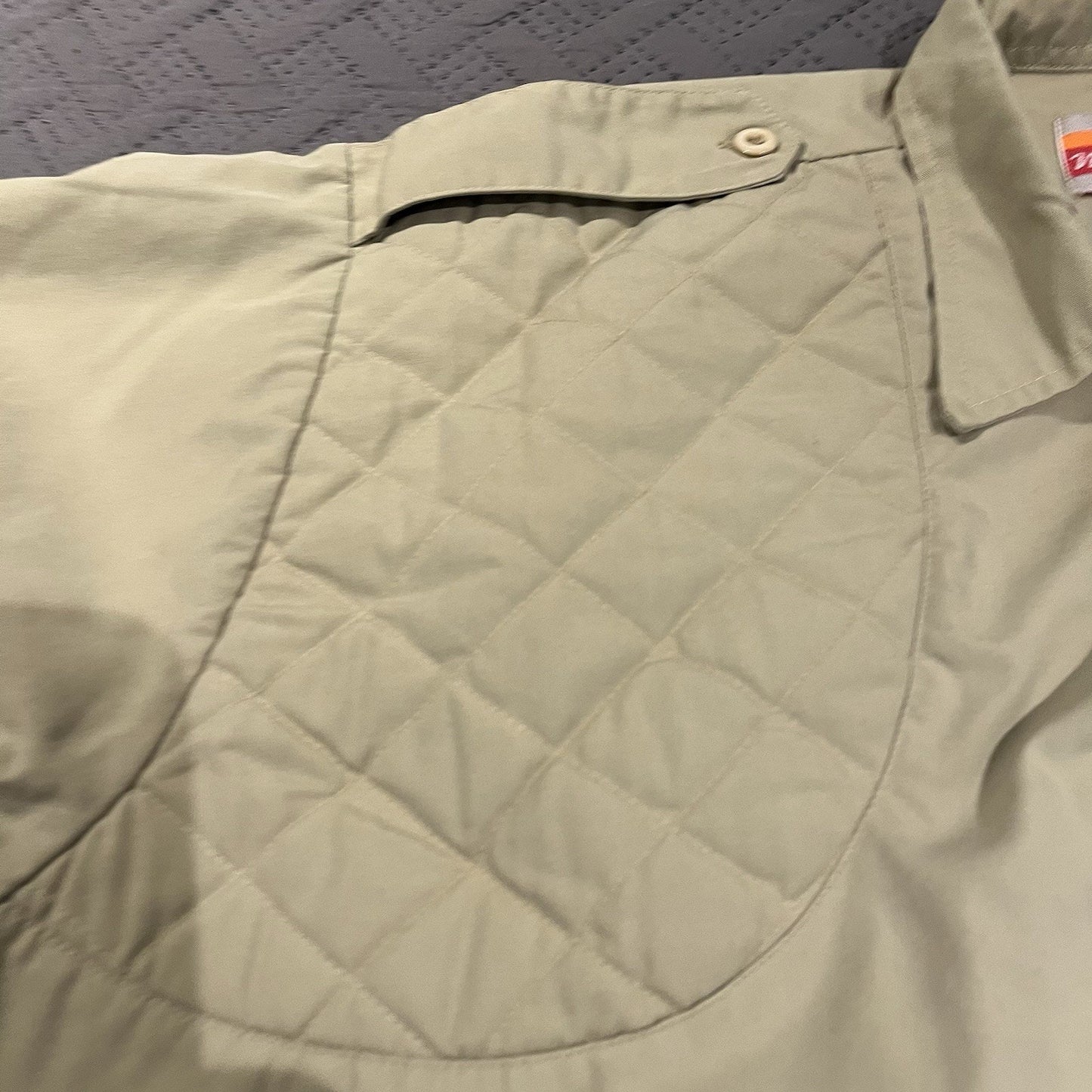 Vtg Winchester Men's XL Tan Padded Shoulder Vented Short Sleeve Button Up Shirt
