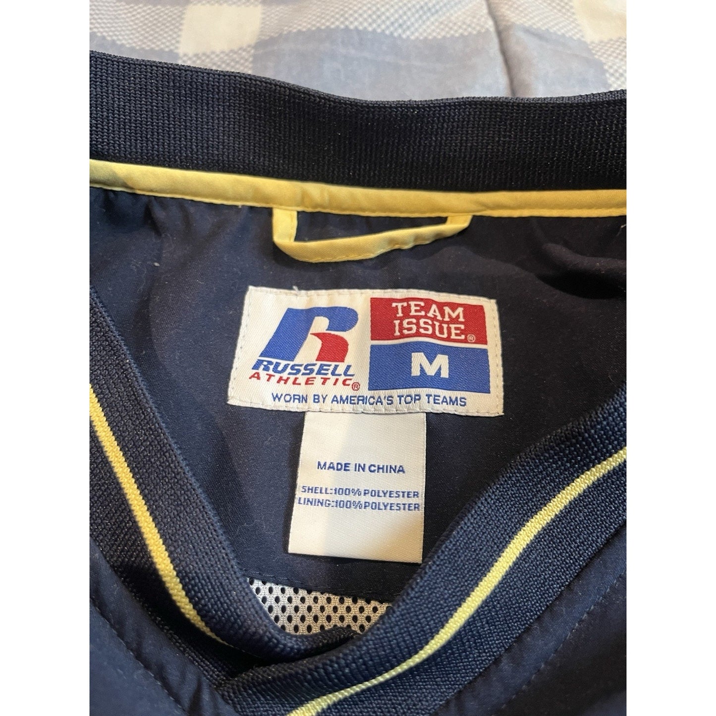 VTG Russell Athletic team issue Men's M Georgia Tech Yellow Jackets windbreaker