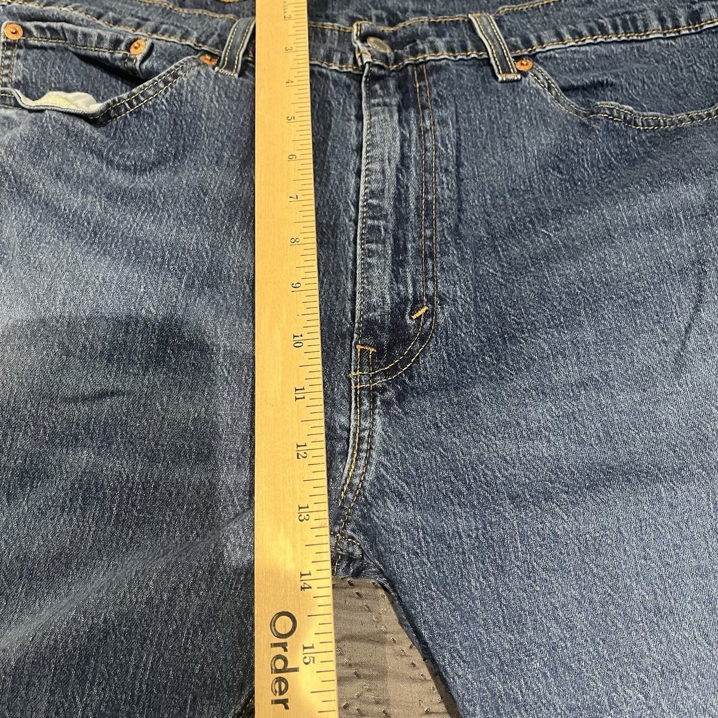 Levi's 505 Men's W38 x L30 straight leg denim jeans
