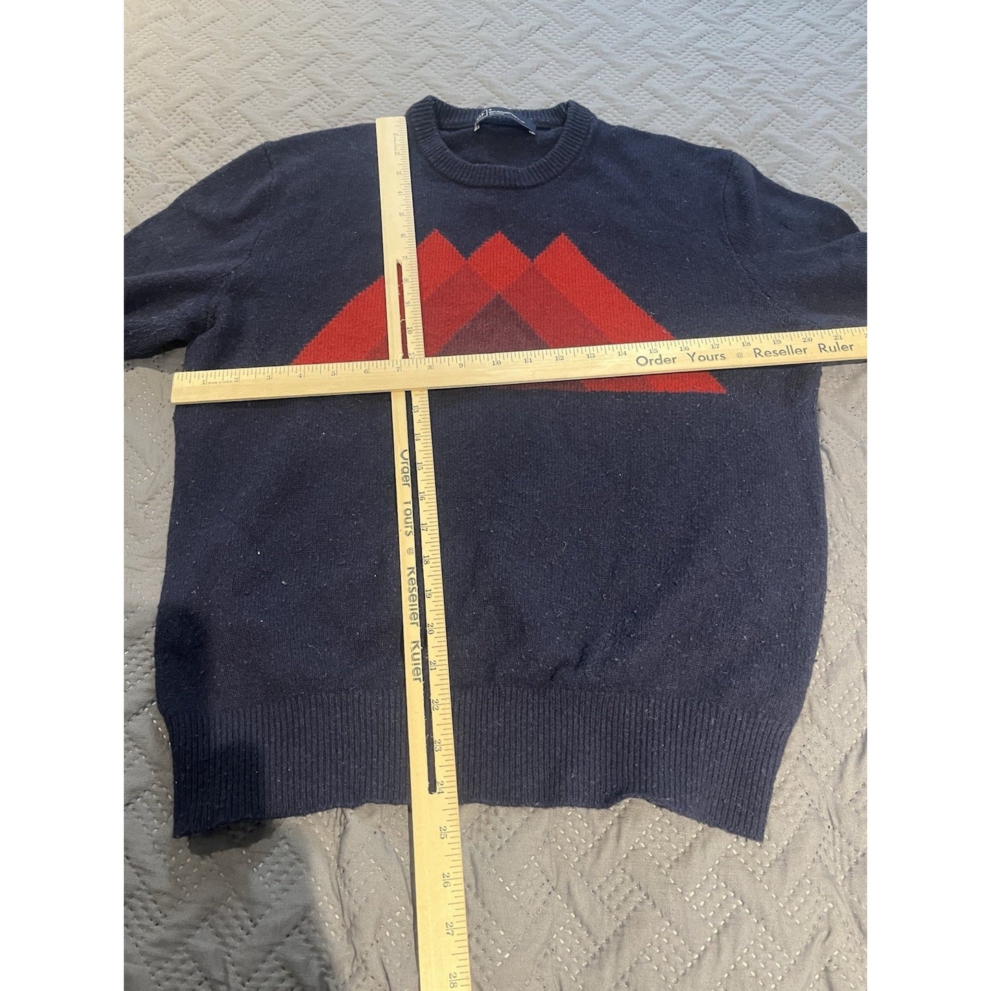 Gap Men's M dark blue red abstract art lambswool knit sweater