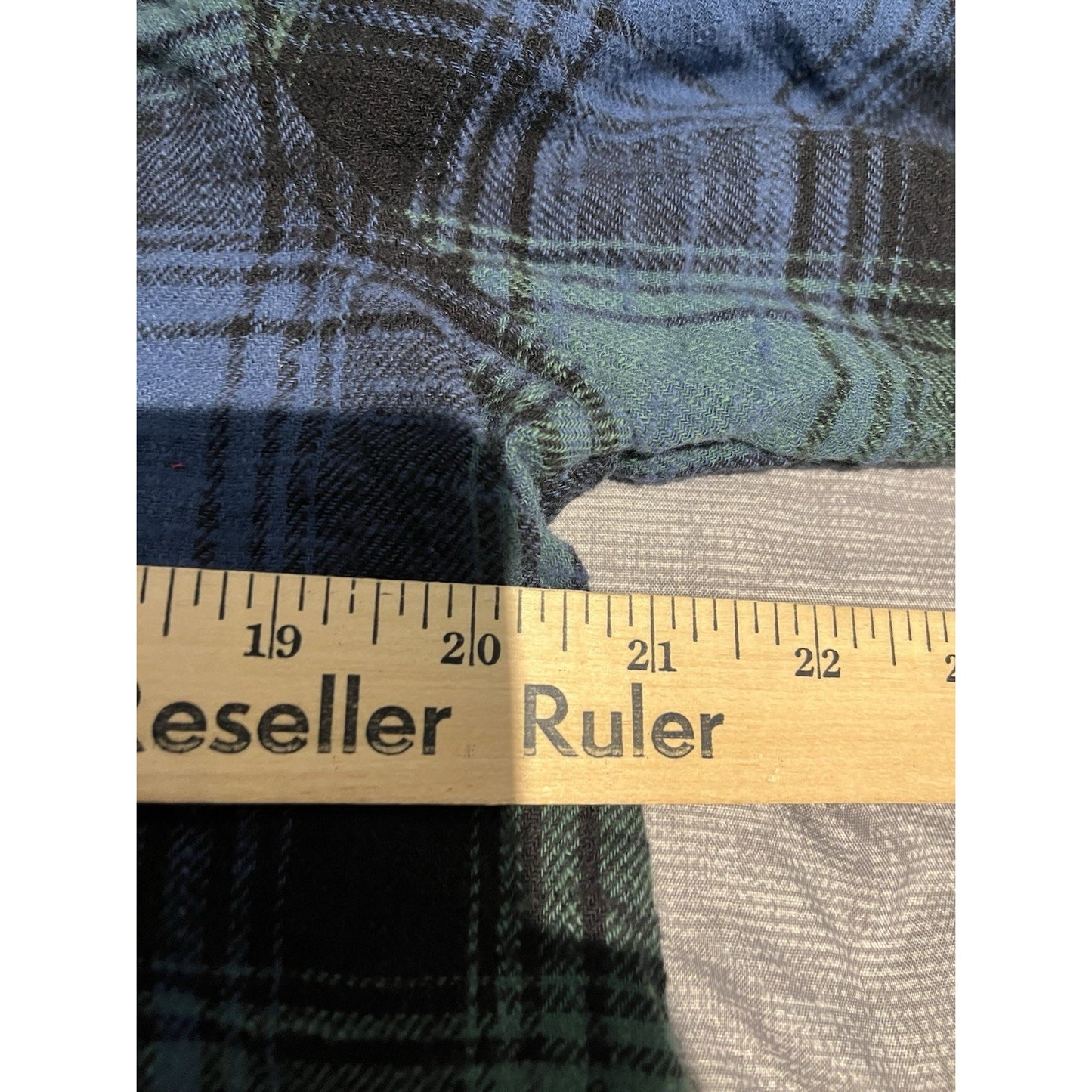 Arizona Jean Co Men's L green/blue plaid hooded button up flannel jacket NWT