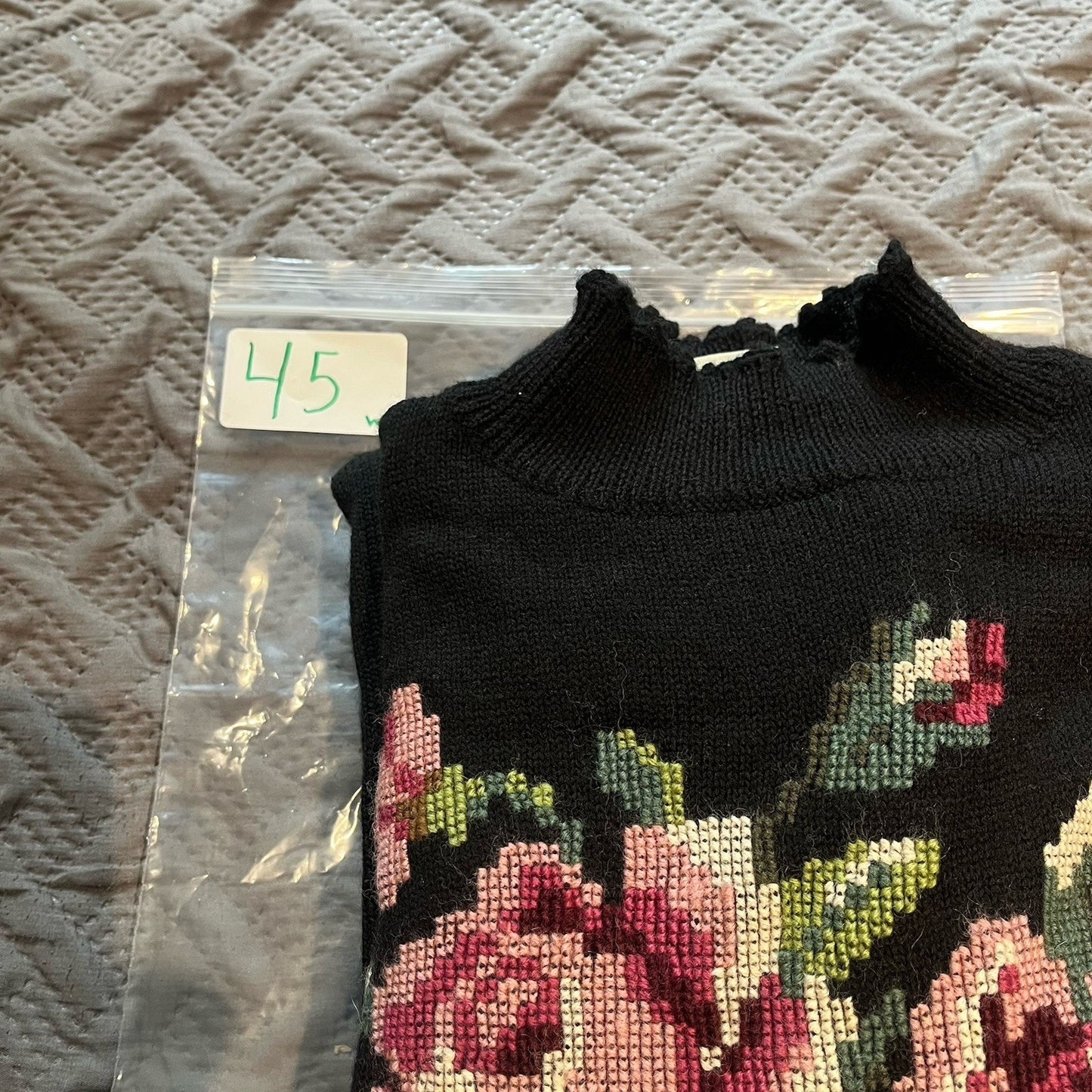 vtg J.G. Hook Women's L 100% wool floral print knit turtleneck sweater