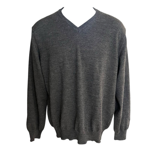 Neiman Marcus men's M merino wool v-neck long sleeve sweater made in italy