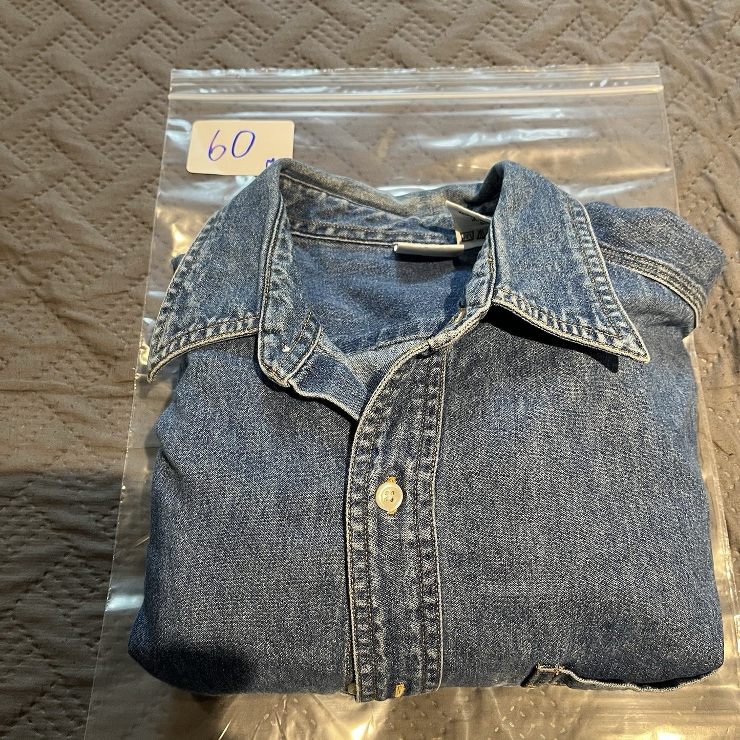 Vtg The Disney Store Men's L Winnie the Pooh embroidered button up denim shirt