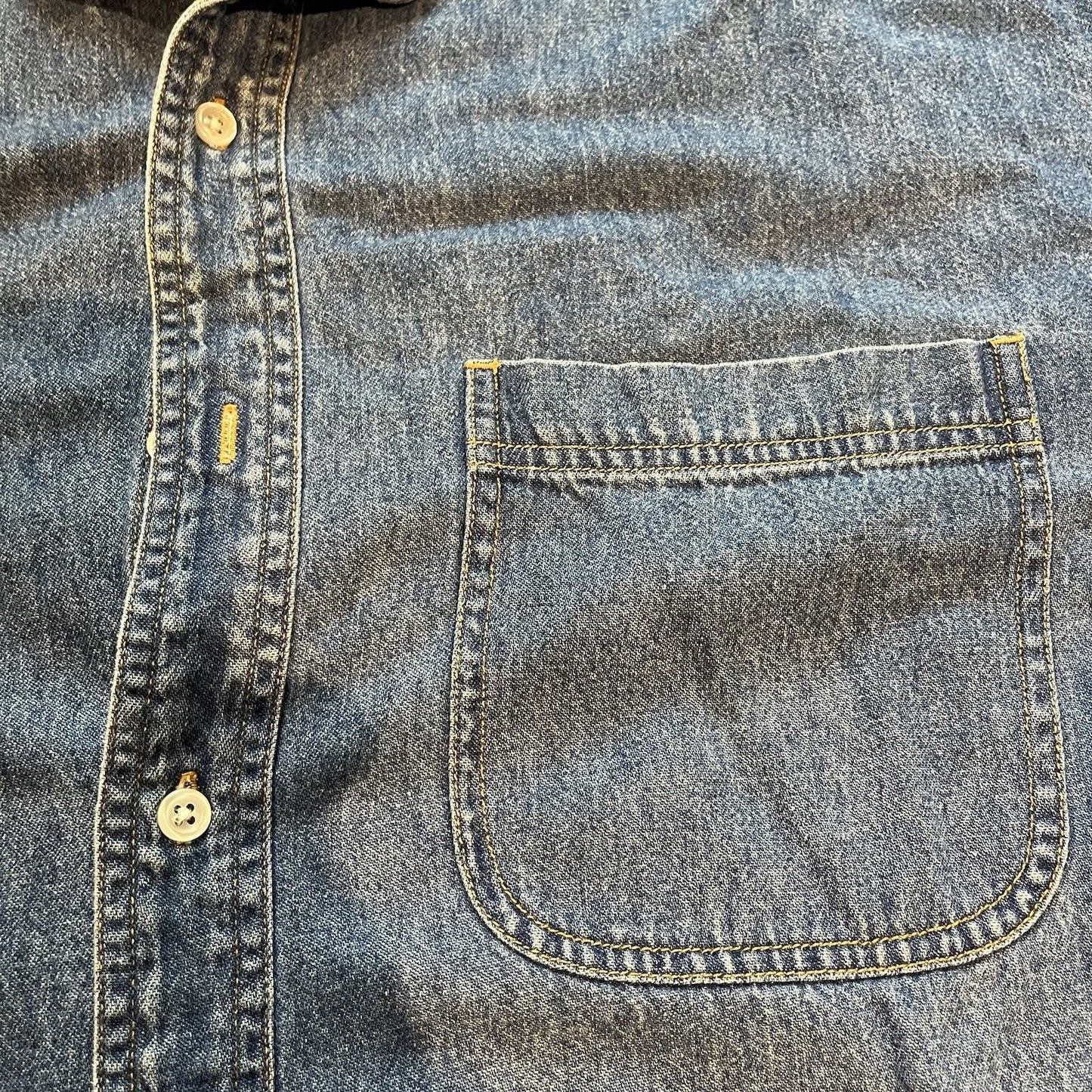 Vtg The Disney Store Men's L Winnie the Pooh embroidered button up denim shirt