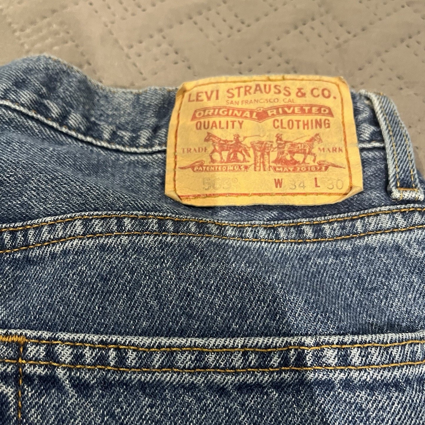 Levi's 505 Men's W 34 X L 30 blue regular fit straight leg jean's