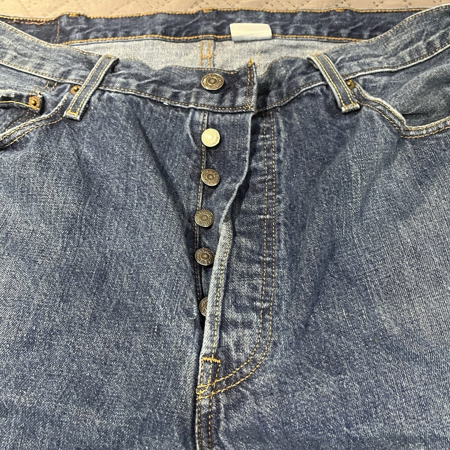 Levi's 501 Men's W 38 x L 34 button fly blue denim jeans