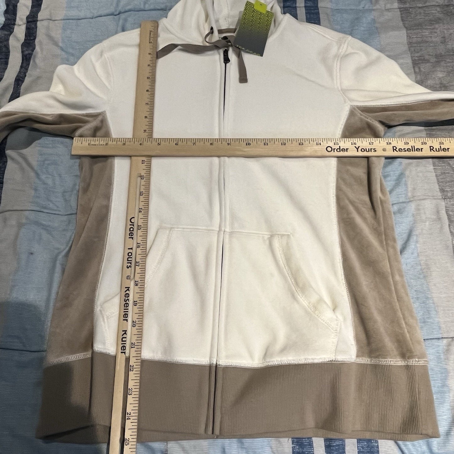 Tek Gear women's M full ip ultra soft ivory fleece hoodie NWT