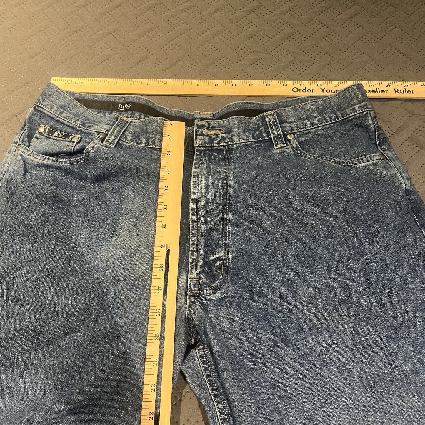 Hugo Boss Alabama Men's W 40 x L 32 straight denim jeans Italy made