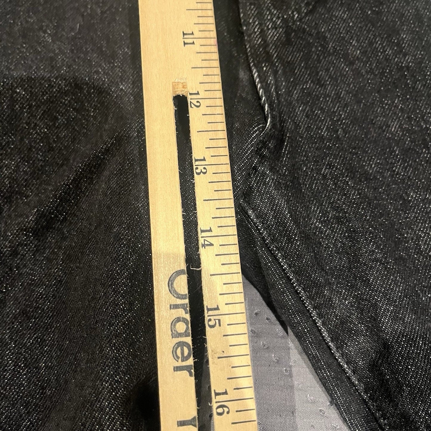 Levi's Men's W 44 x L 34 Lo-Ball stack black wash knee rip tapered jeans NWT
