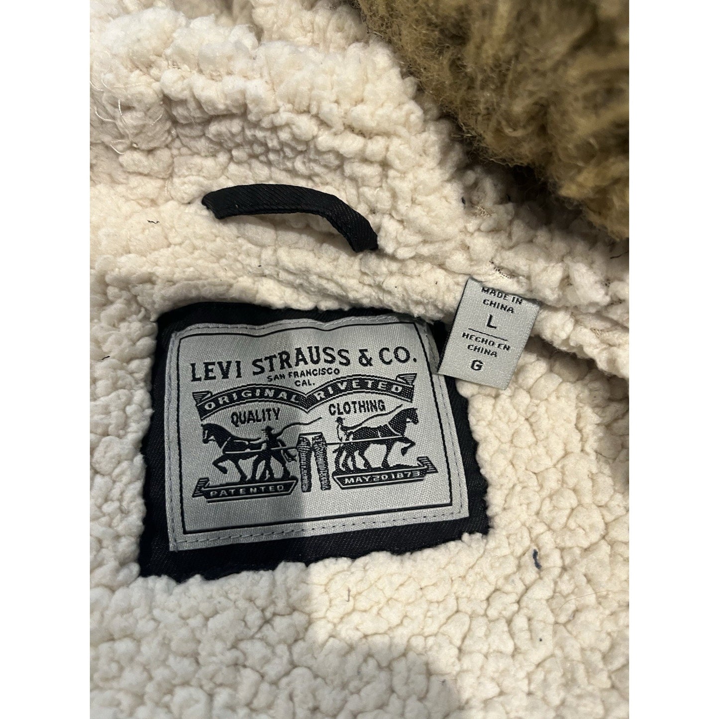 Levis Parka Womens Large Black Sherpa Lined Faux Fur Hooded Coat Jacket