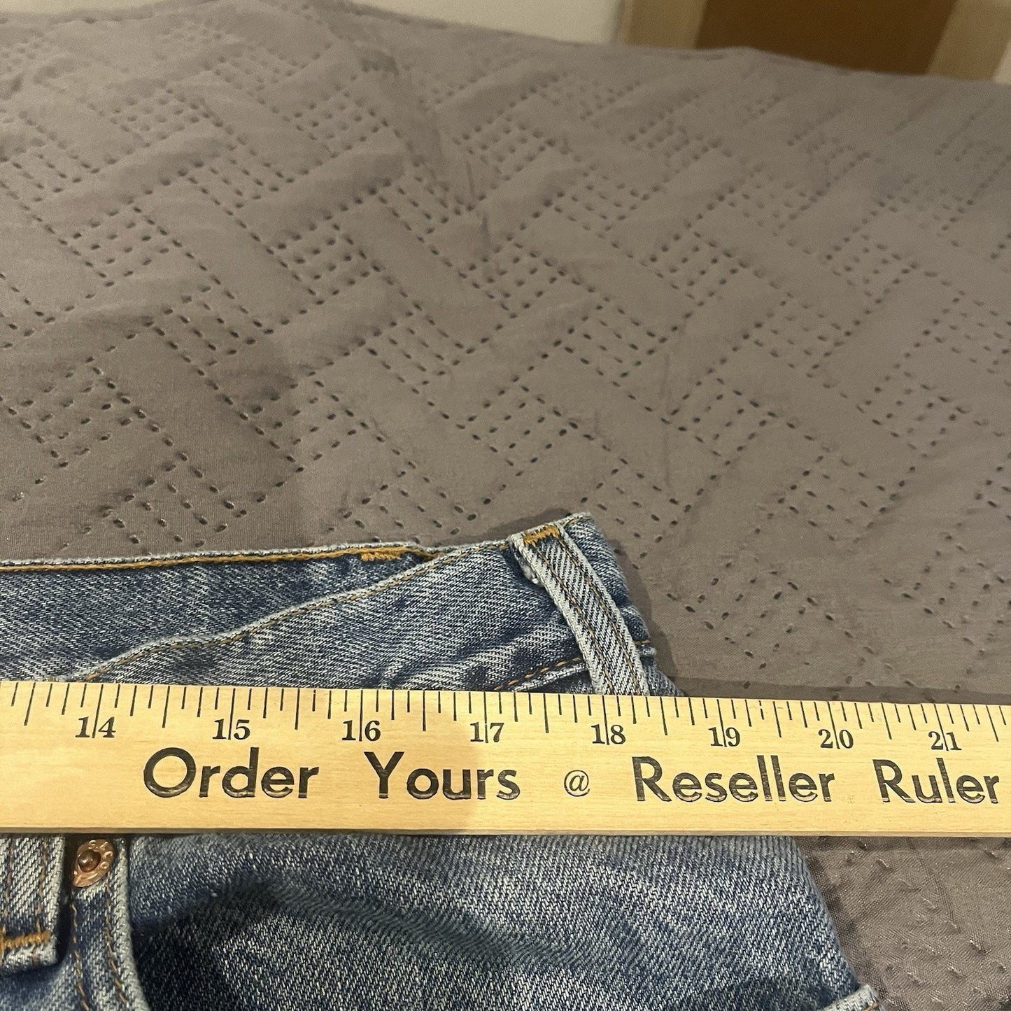 Vtg Levi's 505 Men's W 40 x L 32 regular straight leg jeans